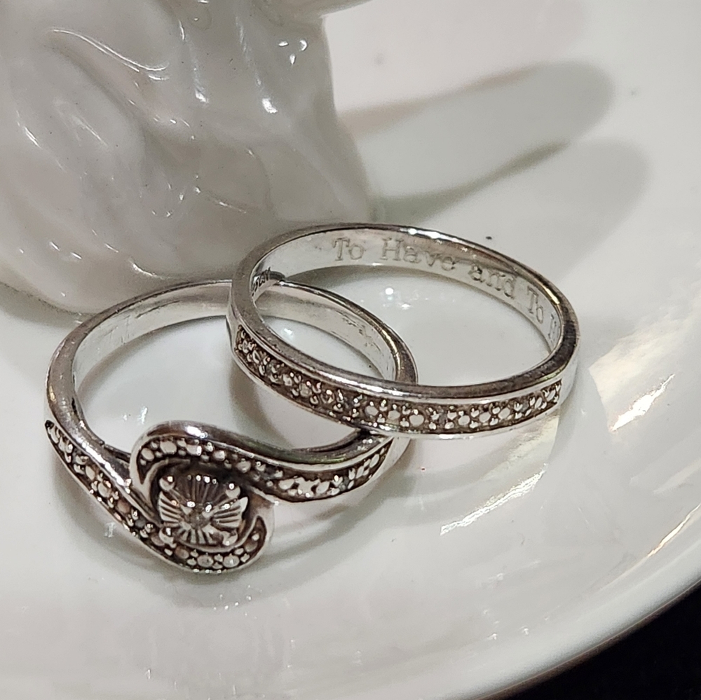 Elegant Silver Women's Ring Set